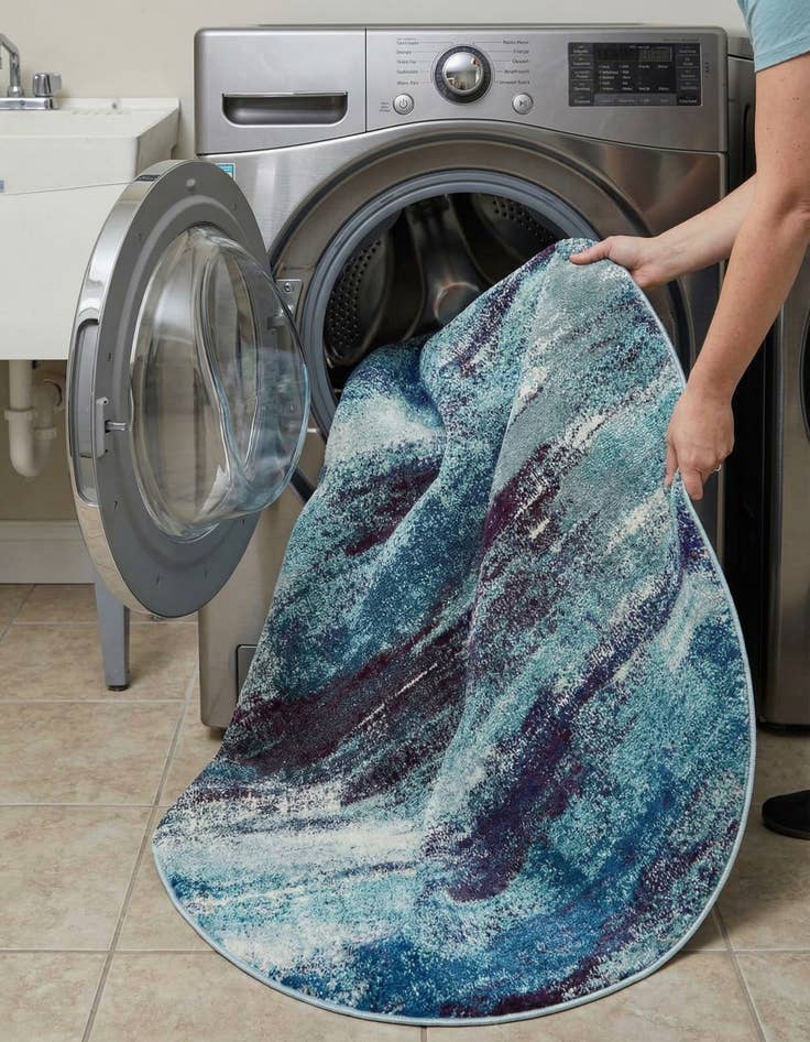 Detail image of  6' x 6'  Washable Sevilla Round Rug