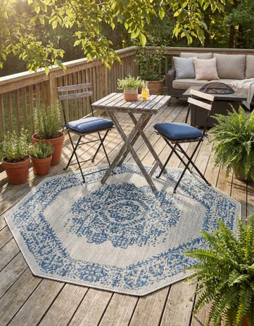 Blue Easy-Clean Traditional Indoor / Outdoor Octagon Rug