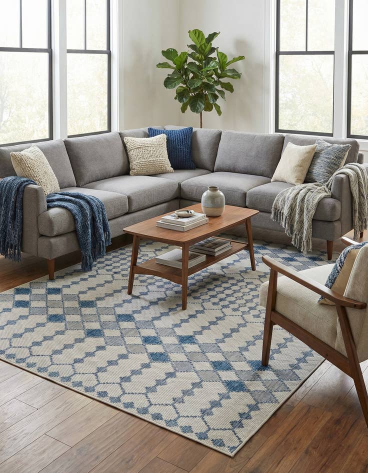 Detail image of 10' x 14'  Washable Trellis Indoor / Outdoor Rug