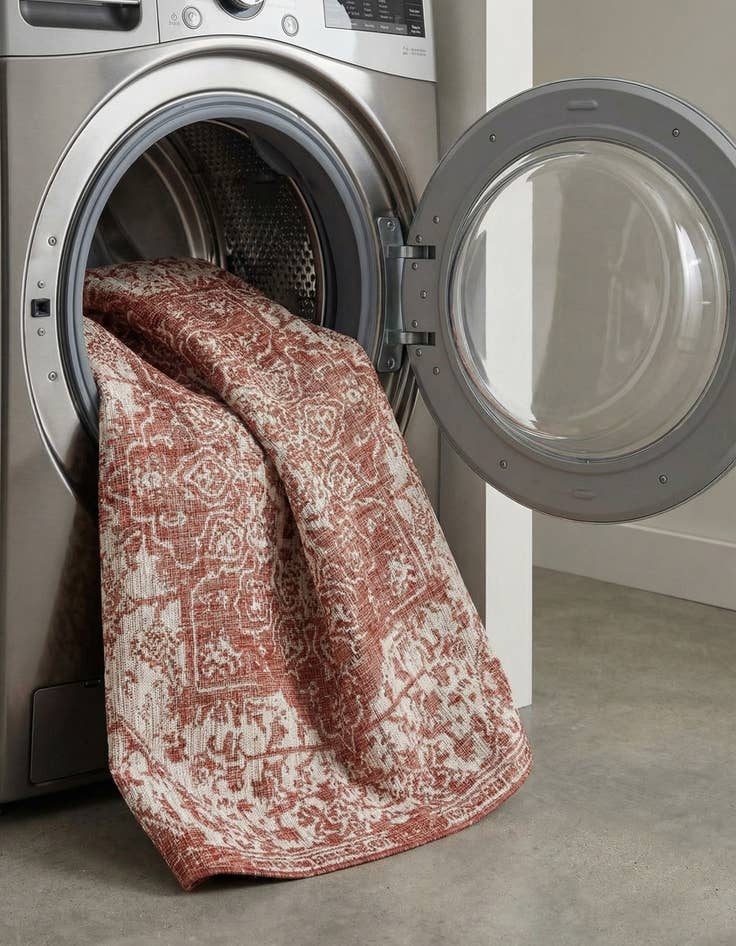 Detail image of 7' 10 x 10'  Washable Jill Zarin Dubai Indoor / Outdoor Oval Rug