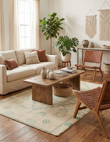 5' 6 x 8' 2 Hand Knotted Moroccan Wool Rug