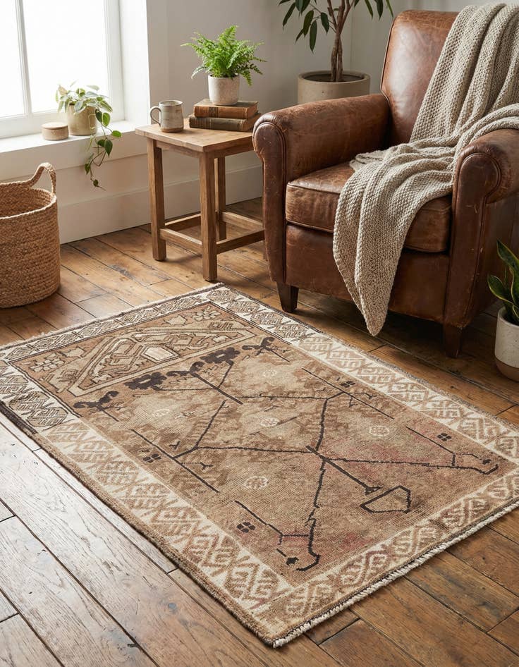 Detail image of 2' 8 x 4' 4  Hand Knotted Ultra Vintage Persian Wool Rug