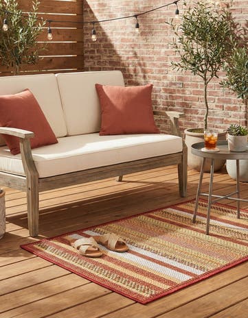 2' x 3' Easy-Clean Baja Indoor / Outdoor Rug