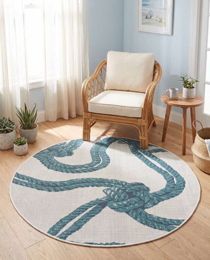 4' x 4' Easy-Clean Coastal Indoor / Outdoor Round Rug