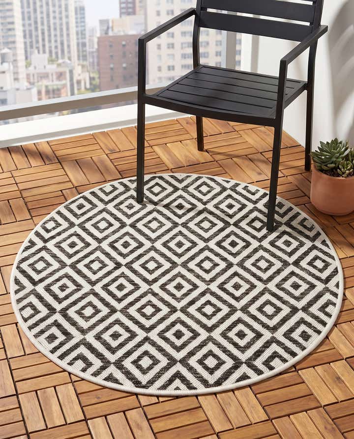 3' x 3' Easy-Clean Jill Zarin Costa Rica Indoor / Outdoor Round Rug