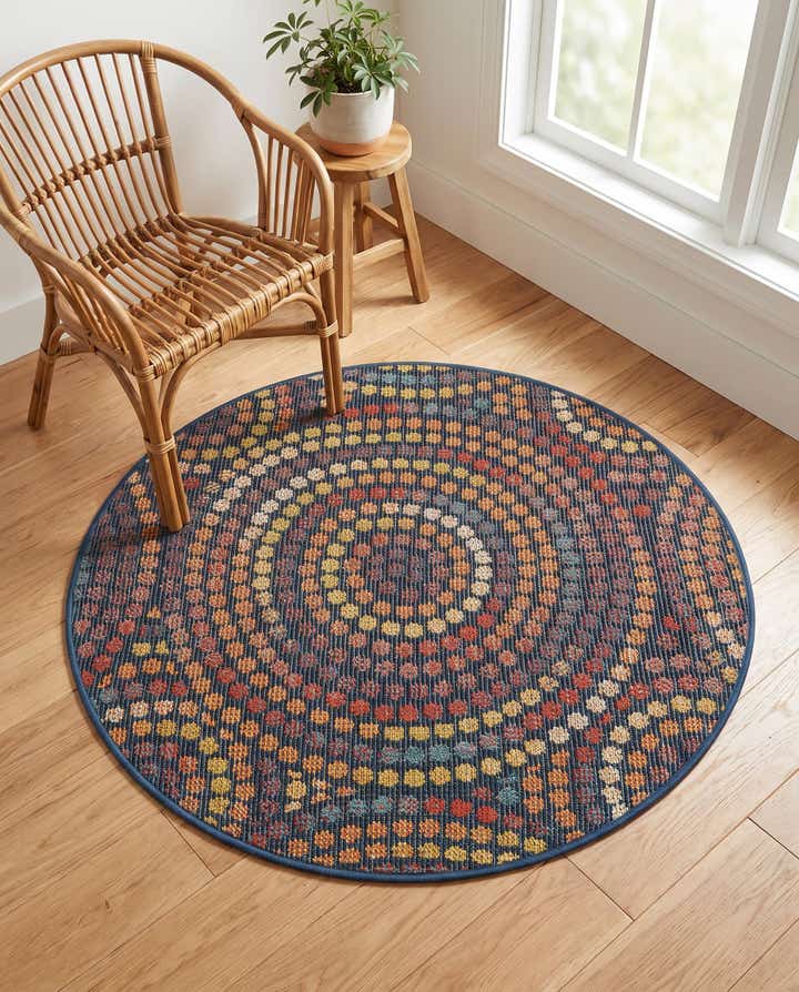 3' 3 x 3' 3 Easy-Clean Baja Indoor / Outdoor Round Rug