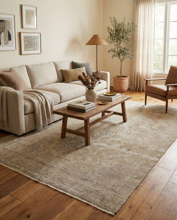 Detail image of 5' 6 x 9' 5 Hand Knotted Ultra Vintage Persian Wool Rug