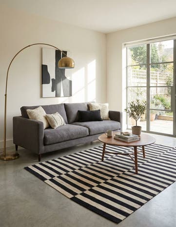 5' 6 x 7' 10 Hand Woven Kilim Modern Wool Rug
