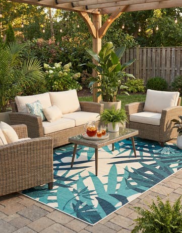 7' 10 x 10' Easy-Clean Botanical Indoor / Outdoor Rug