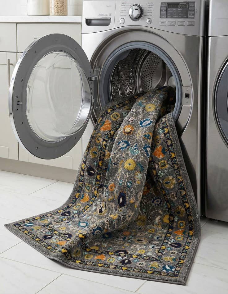 Detail image of 7' x 10'  Washable Palazzo Rug