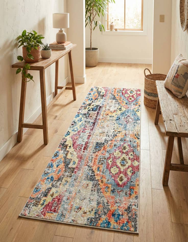 Detail image of 2' 2 x 6' Madrid Runner Rug