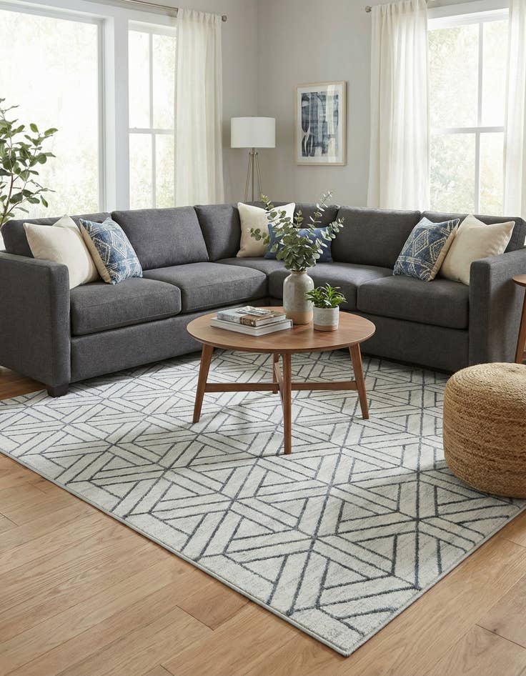 Detail image of 7' x 10' Lattice Trellis Rug