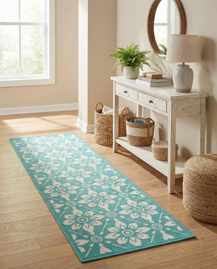 Detail image of 2' x 6' Easy-Clean Lattice Indoor / Outdoor Runner Rug