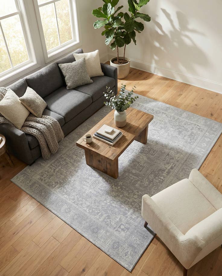 Detail image of 7' 6 x 10' 6 Washable Timeless Rug