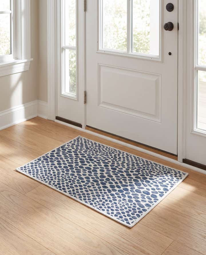 2' x 3' Easy-Clean Jill Zarin Cape Town Indoor / Outdoor Rug