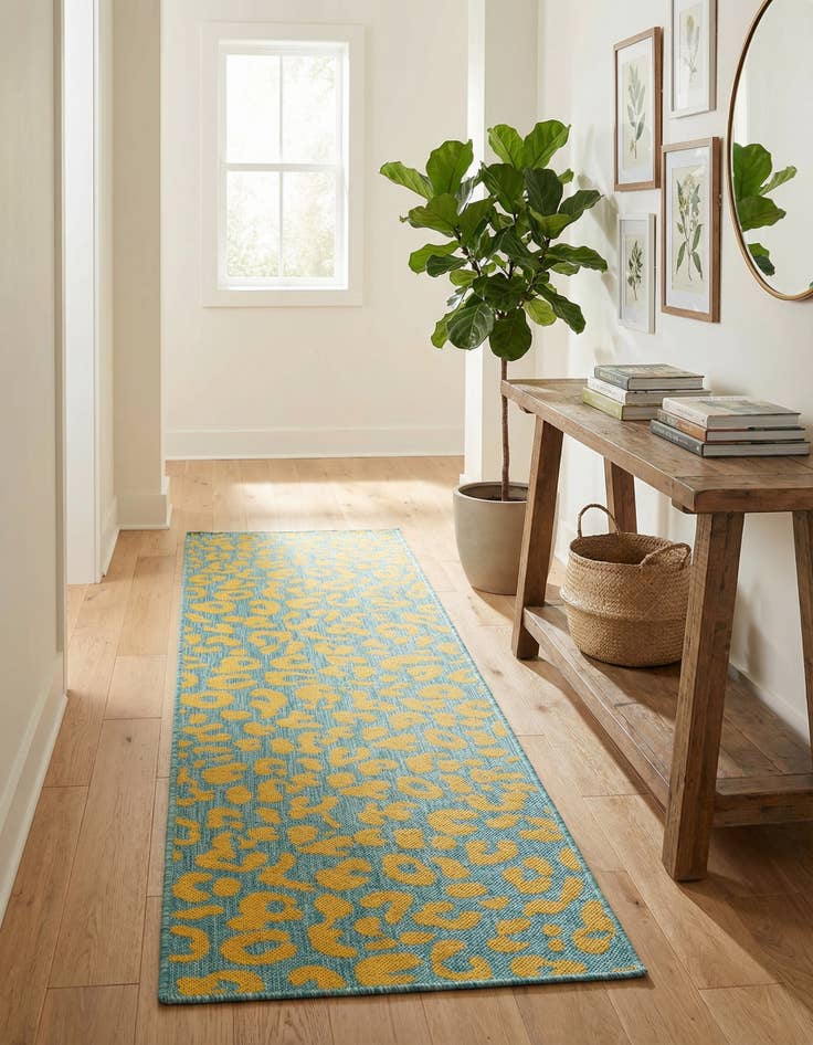 Detail image of 2' x 8' Easy-Clean Safari Indoor / Outdoor Runner Rug