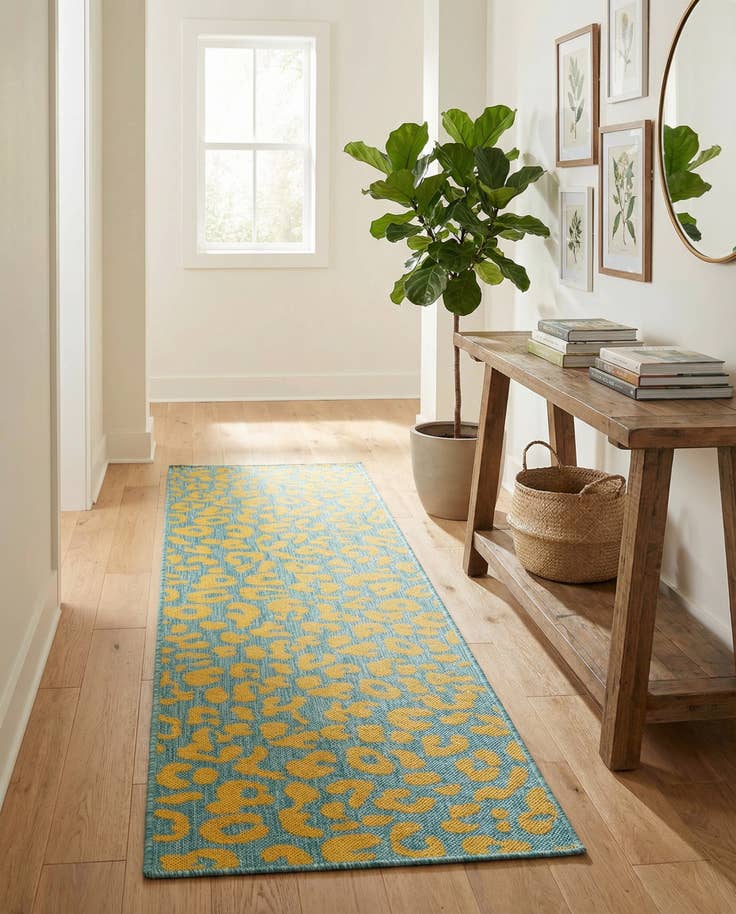 Detail image of 2' x 8' Easy-Clean Safari Indoor / Outdoor Runner Rug