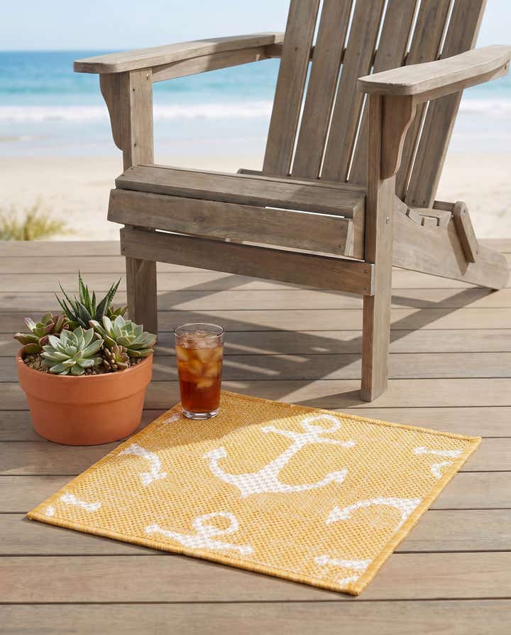1' 4 x 1' 4 Easy-Clean Coastal Indoor / Outdoor Sample Rug