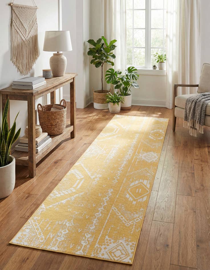 Detail image of 3' 3 x 14'  Washable Bohemian Indoor / Outdoor Runner Rug