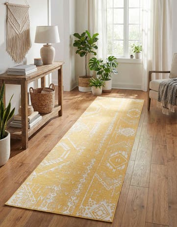 3' 3 x 14' Easy-Clean Bohemian Indoor / Outdoor Runner Rug