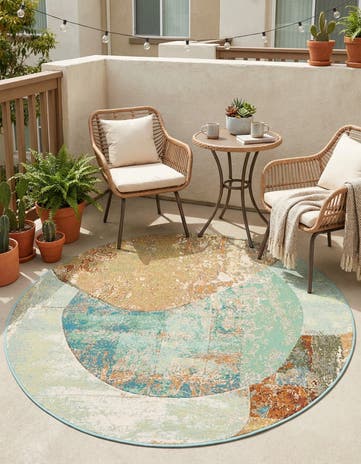 5' 3 x 5' 3 Easy-Clean Modern Indoor / Outdoor Round Rug