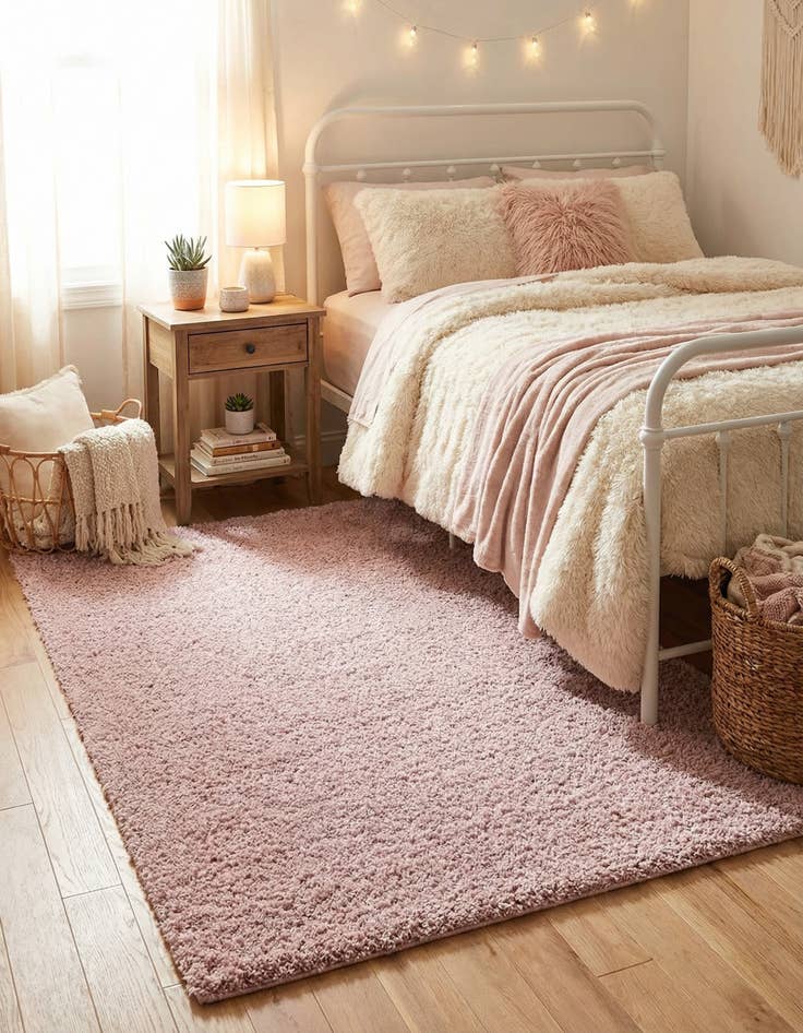 Detail image of  4' x 6' Soft Solid Shag Rug