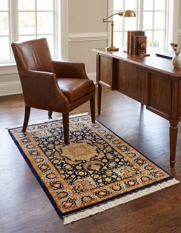 2' 7 x 4' 1 Ghom Silk Rug