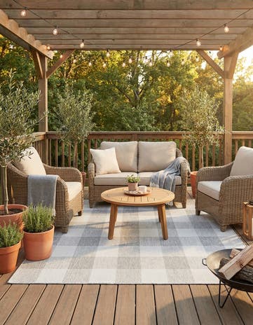 Gray Easy-Clean Checkered Indoor / Outdoor Square Rug