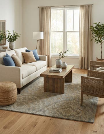 5' x 7' 6 Agra Rug