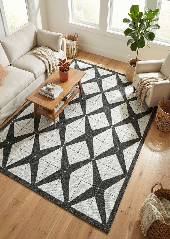6' x 9' Easy-Clean Modern Indoor / Outdoor Rug