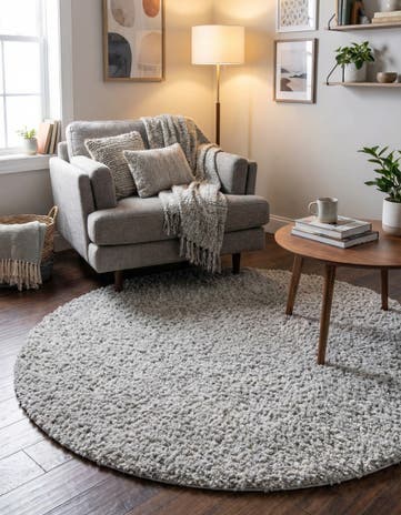6' 7 x 6' 7 Zermatt Shag Round Rug