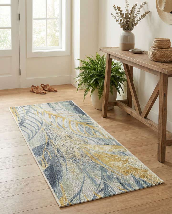 2' x 4' Easy-Clean Botanical Indoor / Outdoor Runner Rug