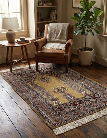 2' 8 x 4' 4 Hand Knotted Bokhara Oriental Wool Rug