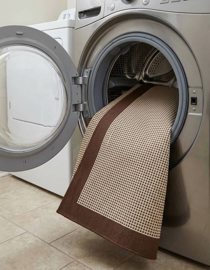 Detail image of 7' 10 x 10'  Washable Border Indoor / Outdoor Rug