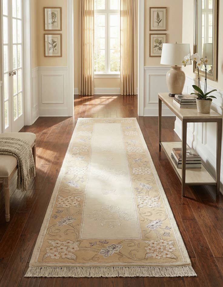 Detail image of 2' 9 x 9' 9  Hand Knotted Darya Wool Runner Rug