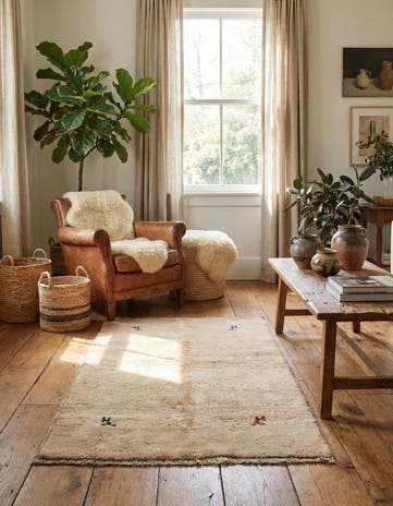3' 4 x 4' 8 Hand Knotted Gabbeh Wool Rug