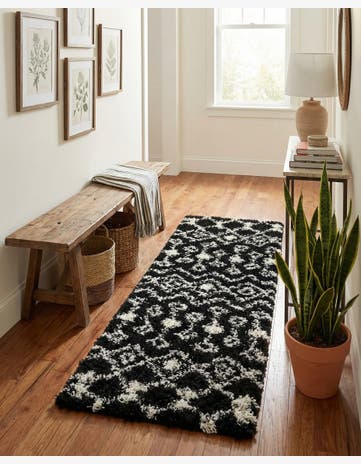 2' x 5' Moroccan Trellis Shag Runner Rug