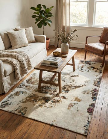 4' 7 x 6' 4 Hand Knotted Ultra Vintage Persian Wool Rug