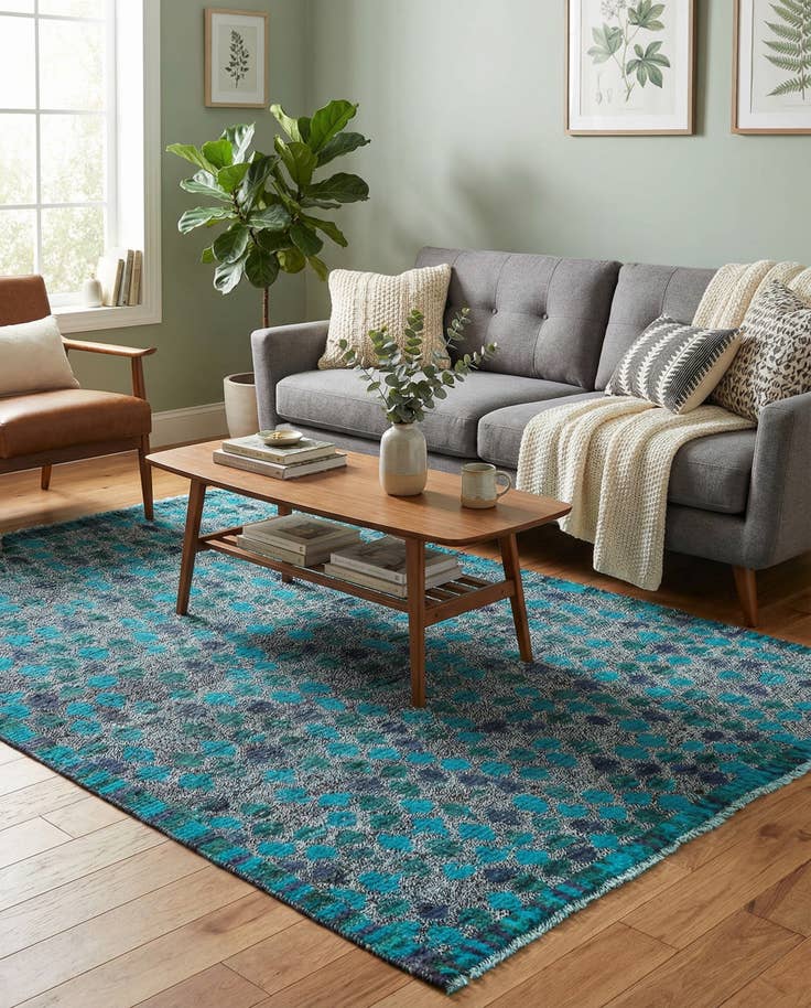 Detail image of 4' 2 x 5' 11 Hand Knotted Darya Wool Rug