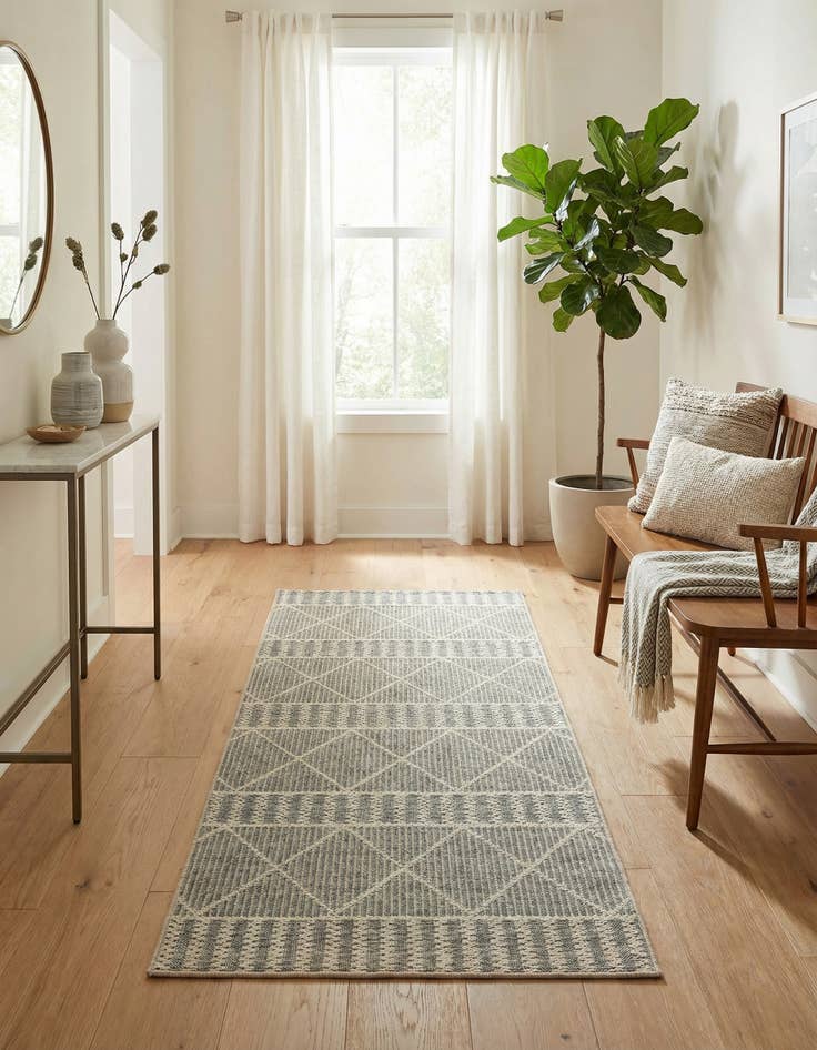 Detail image of 2' 7 x 5' 3  Washable Trellis Indoor / Outdoor Runner Rug