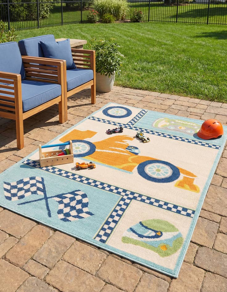 Detail image of  5' 3 x 7' 7  Washable  Indoor / Outdoor Rug