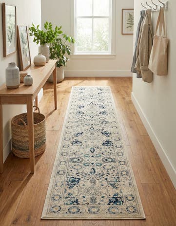 2' 7 x 12' Dahlia Runner Rug