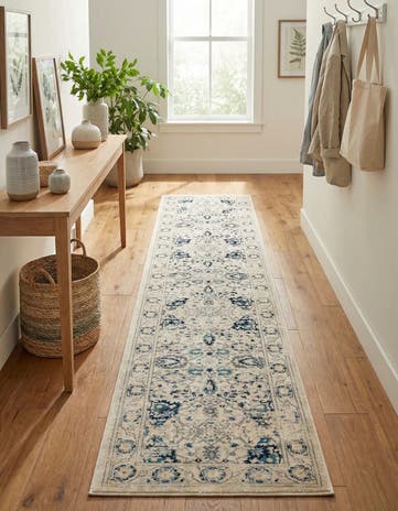 2' 7 x 12' Dahlia Runner Rug