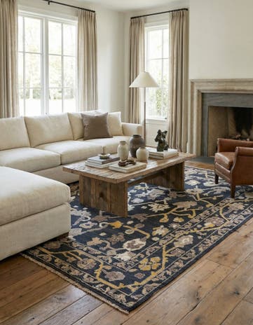8' 1 x 10' 2 Hand Knotted Oushak Wool Rug