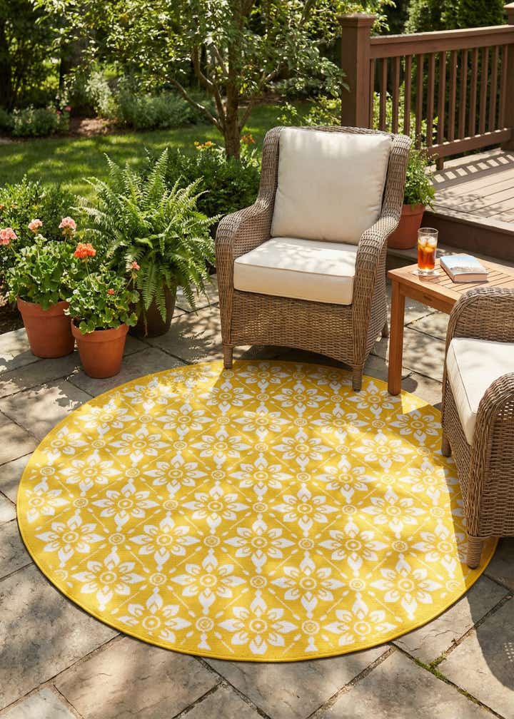6' x 6' Easy-Clean Trellis Indoor / Outdoor Round Rug
