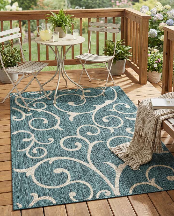 4' x 6' Easy-Clean Botanical Indoor / Outdoor Rug