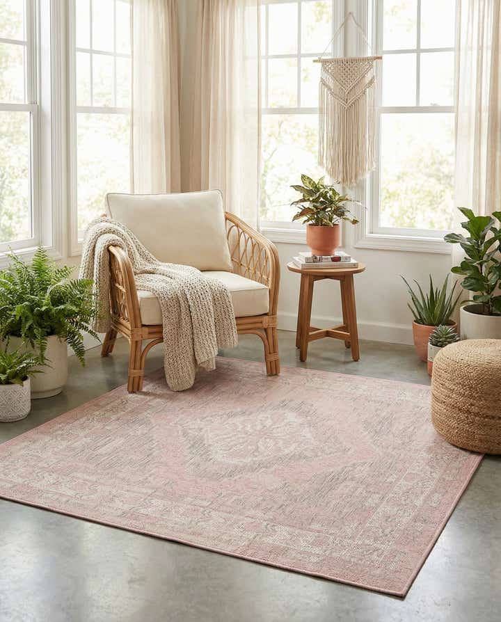 5' 3 x 5' 3 Easy-Clean Traditional Indoor / Outdoor Square Rug