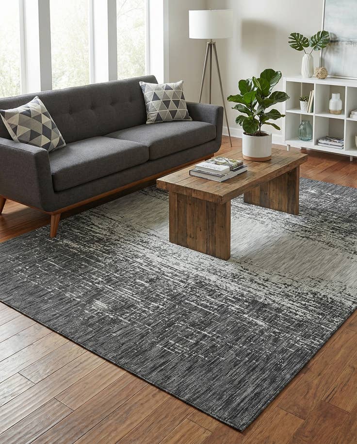 Detail image of 7' x 10' Easy-Clean Modern Indoor / Outdoor Rug