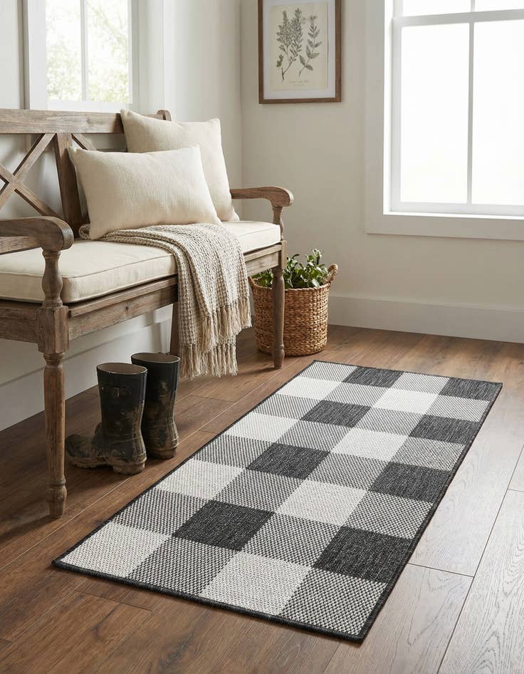 Detail image of  2' x 3'  Washable Checkered Indoor / Outdoor Rug