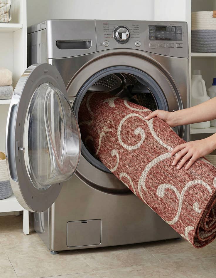 Detail image of 4' x 6'  Washable Botanical Indoor / Outdoor Rug